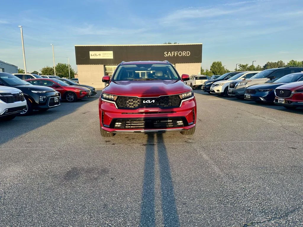 Used 2023 Red Kia EX image 9