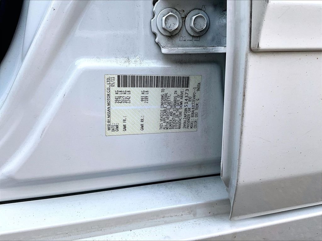 Used 2011 White Nissan 2.5 S image 9