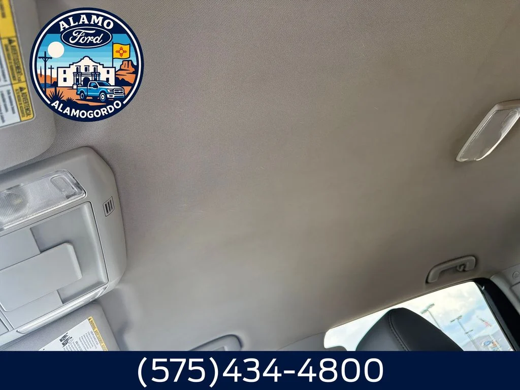Used 2016 Silver Sky Metallic Toyota SR5 image 20