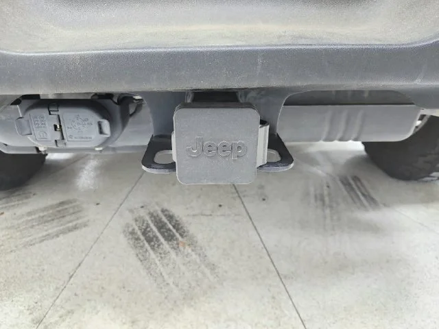 Used 2021 Gray Jeep Unlimited Sport S image 41