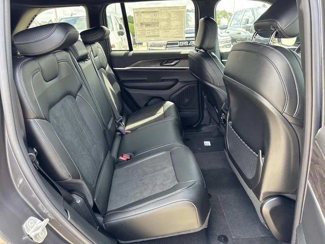 New 2026 Gray Jeep Altitude image 10