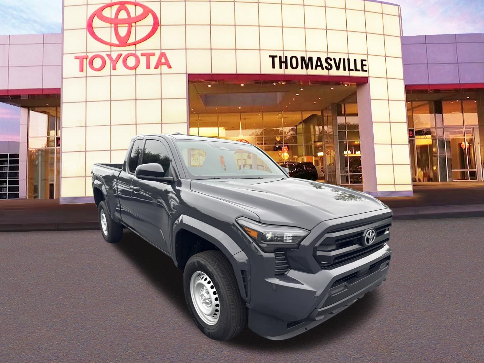 Used 2025  Toyota  image 3