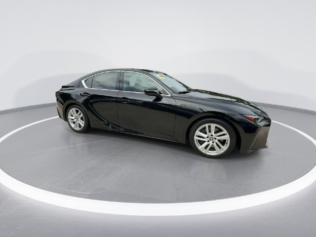 2025 Lexus IS 300 - Photo 9