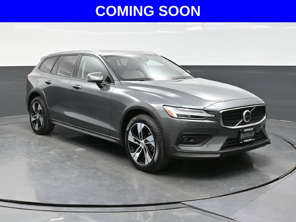 2026 Volvo V60 Cross Country
