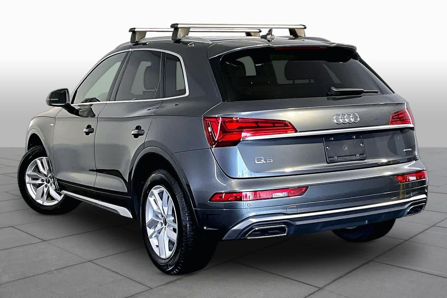 Used 2022 Daytona Gray Pearl Effect Audi S line Premium image 12
