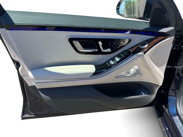 New 2026 Nautical Blue Metallic Mercedes-Benz S 580 image 12
