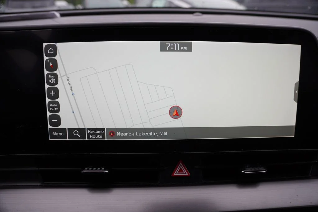 Used 2023 Snow White Pearl Kia EX image 6