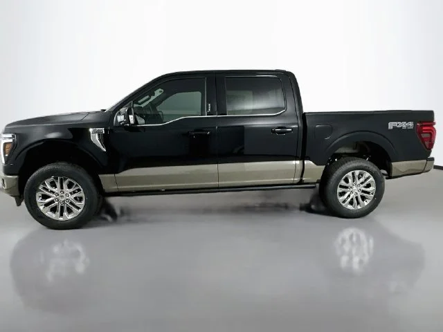 New 2026 Agate Black Metallic Ford King Ranch image 4