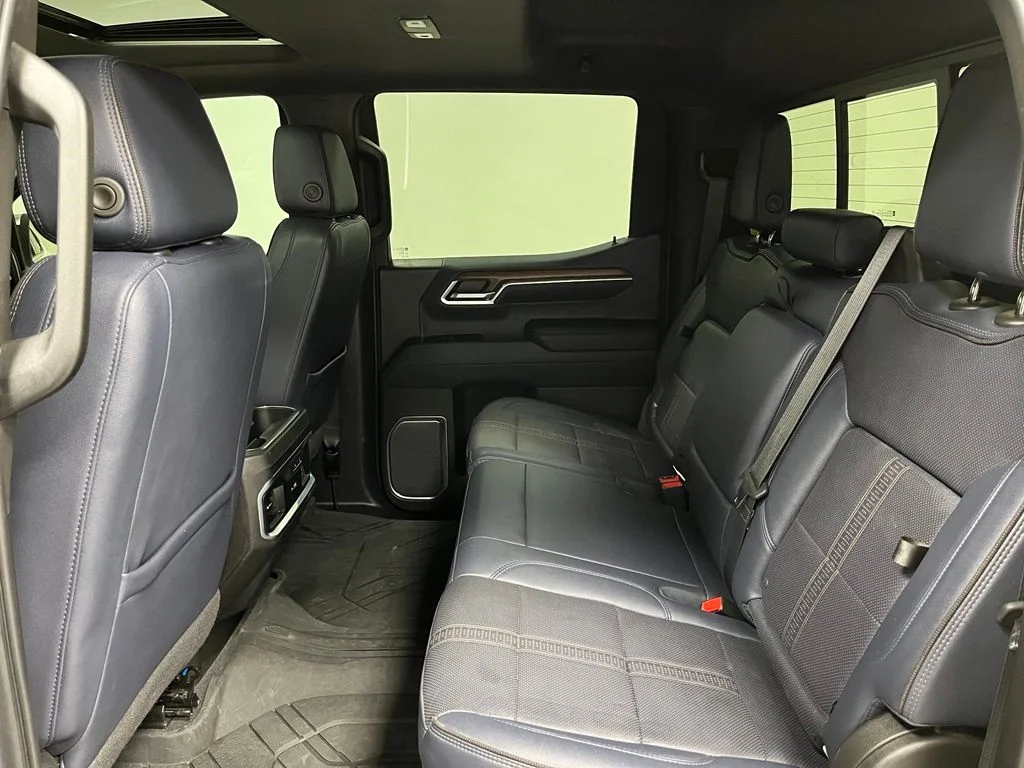 Used 2022 Beige Chevrolet High Country image 46