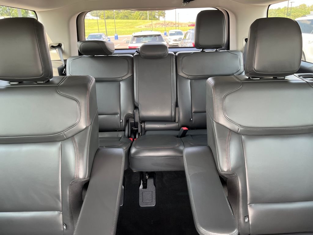 Used 2025 White Ford Active image 22