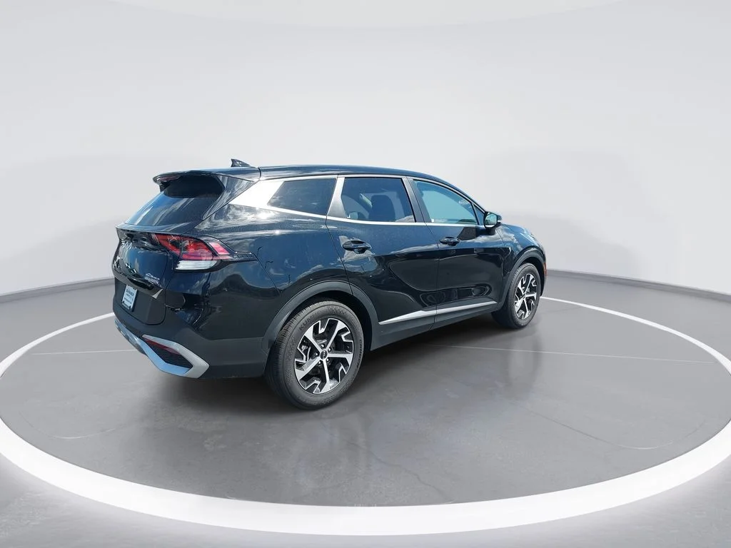 Used 2025 Black Kia EX image 8