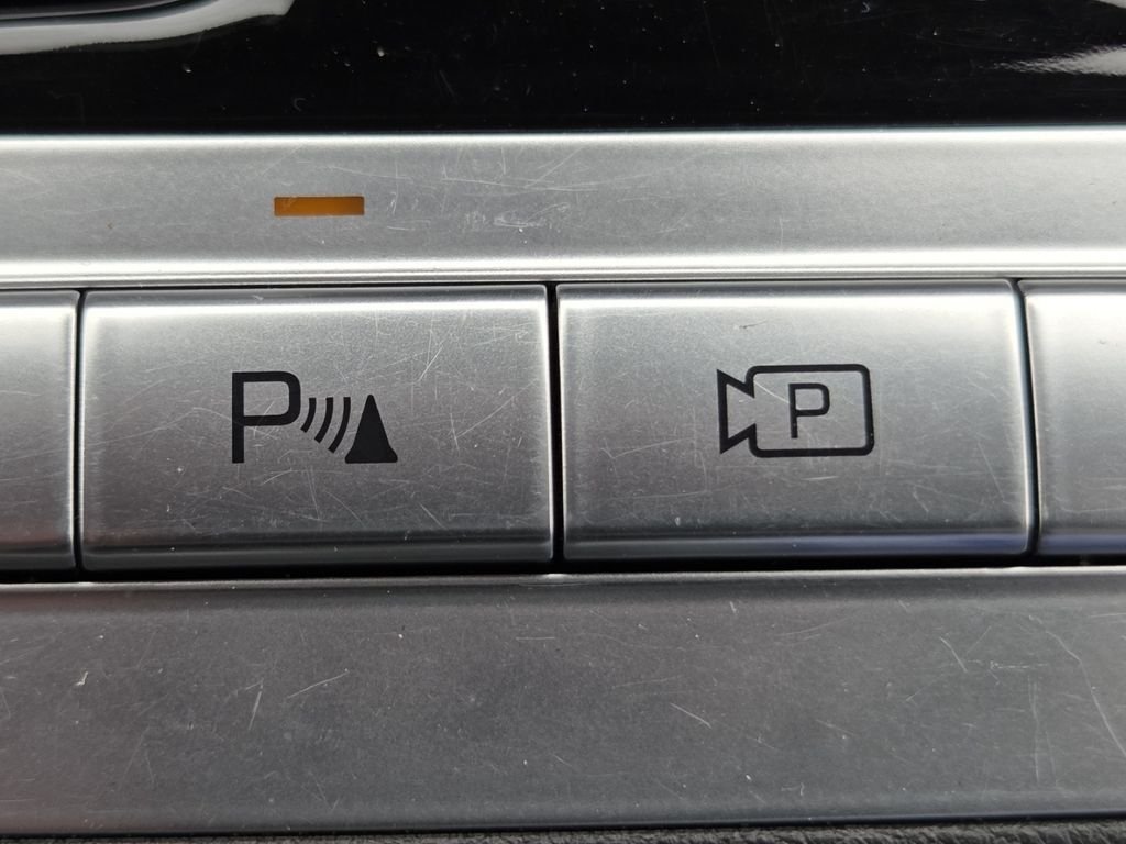 2022 Kia Carnival SX - Photo 9