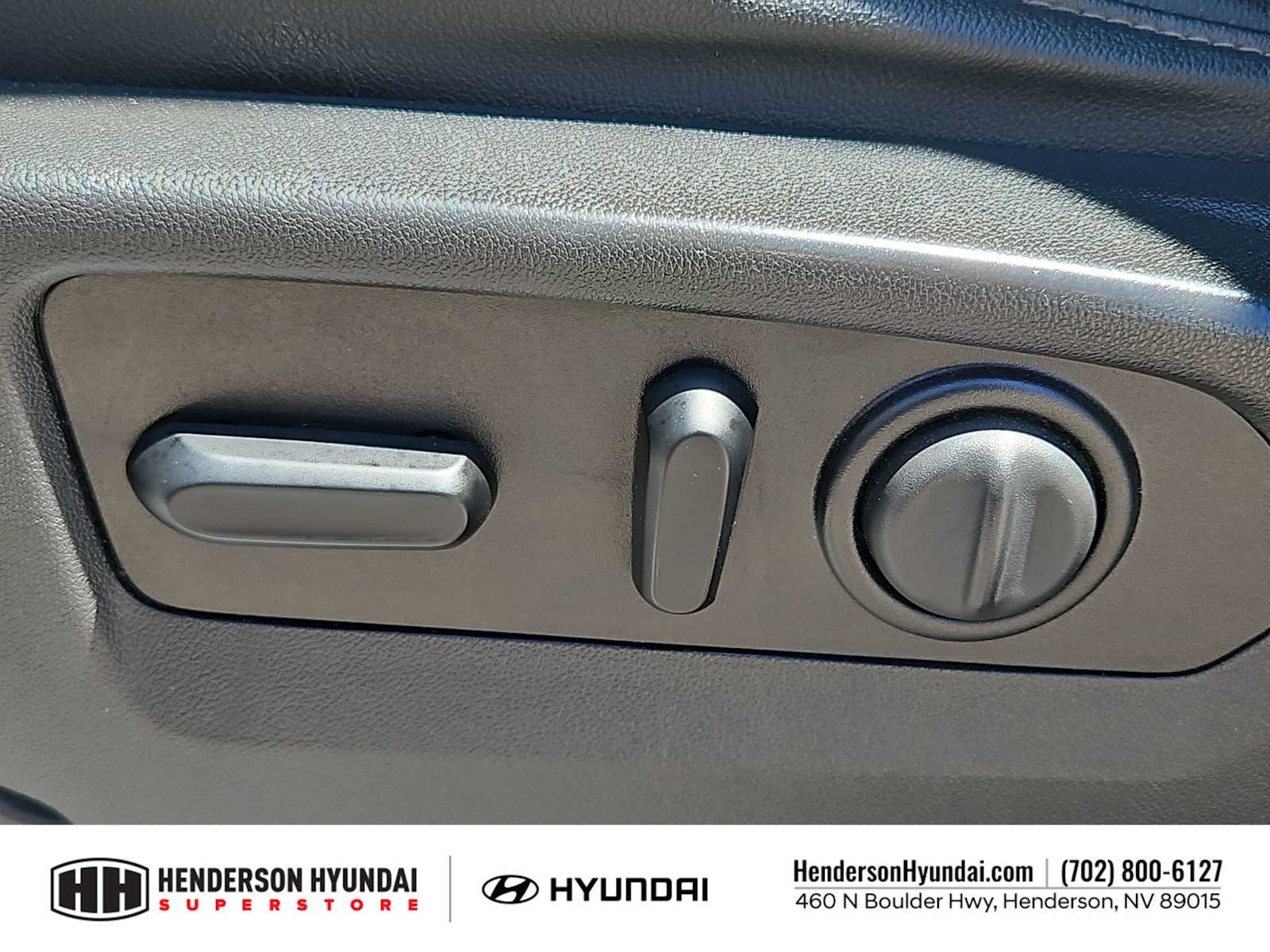 2021 Chevrolet Silverado 1500 LTZ - Photo 16