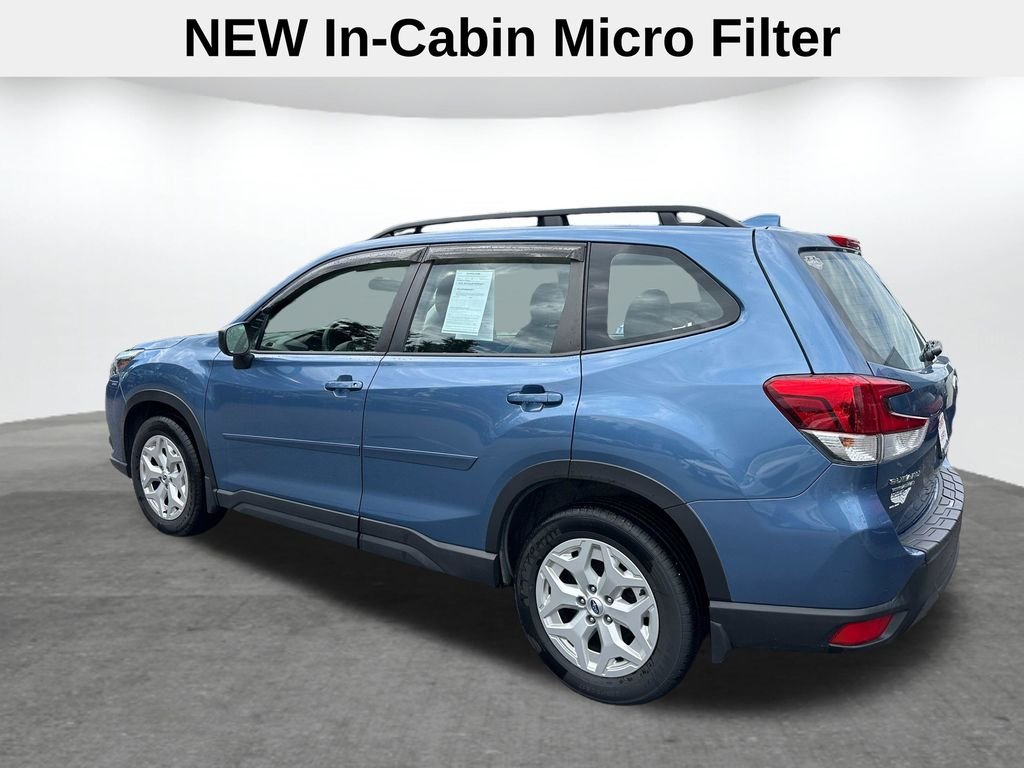 Used 2022 Blue Subaru Base image 9