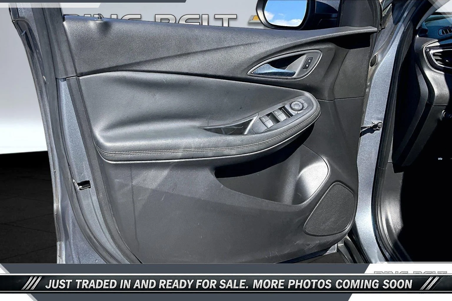 Used 2022 SATIN STEEL METALLIC Buick Preferred image 17