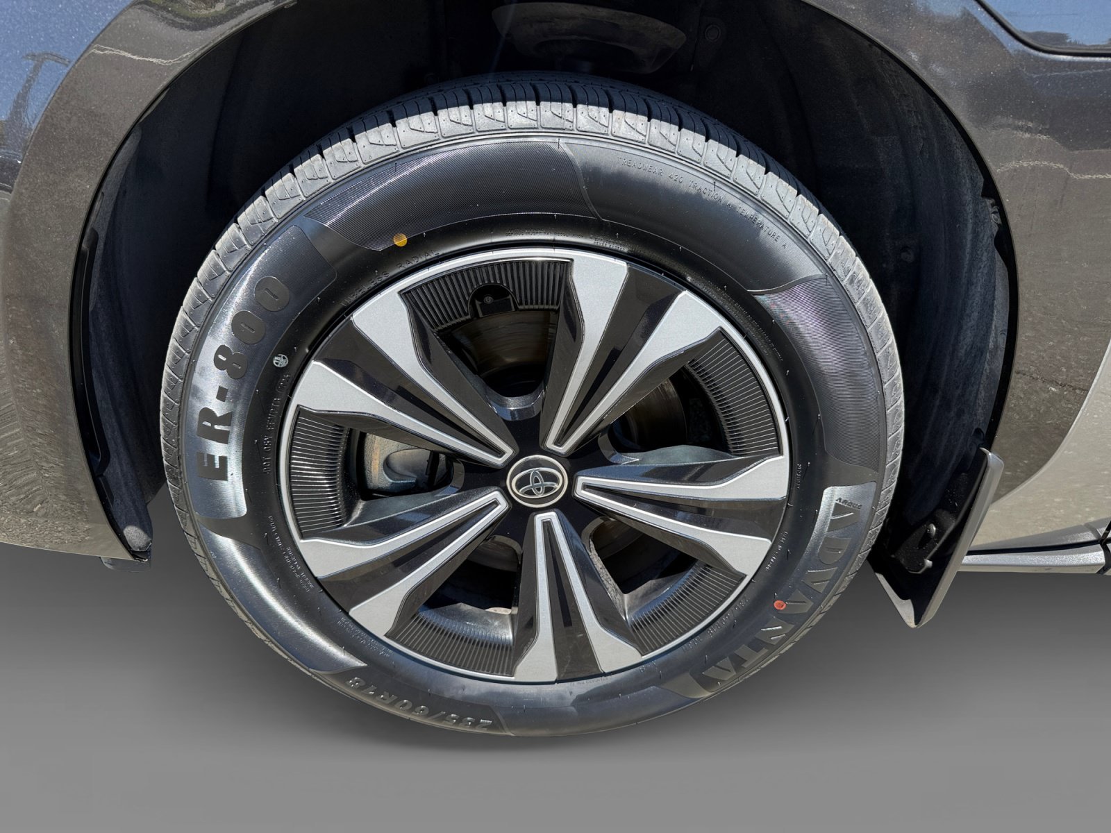 Used 2023 Heavy Metal Toyota XLE image 9