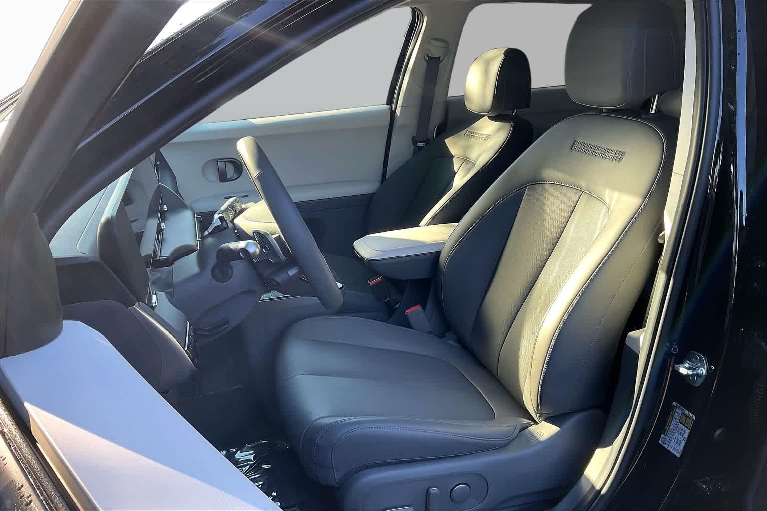 Certified Used 2026 Abyss Black Hyundai SEL image 7