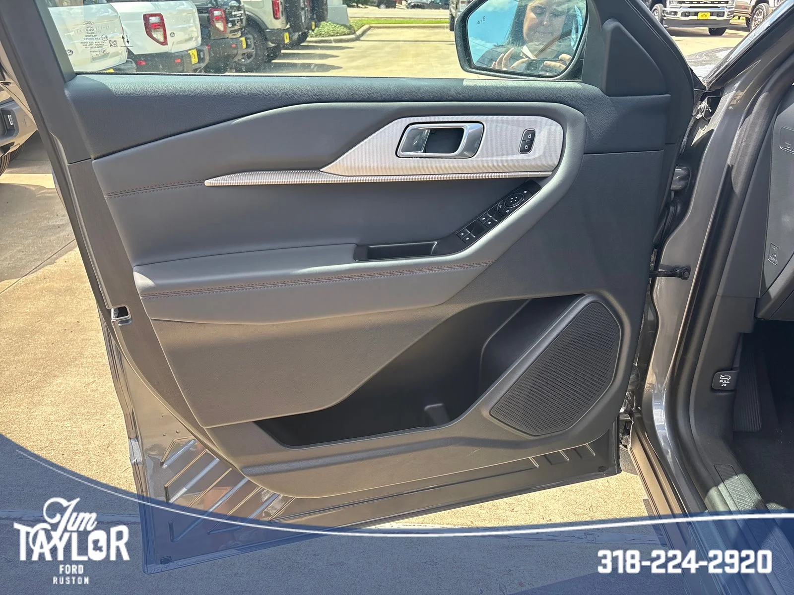 2026 Ford Explorer Active - Photo 12