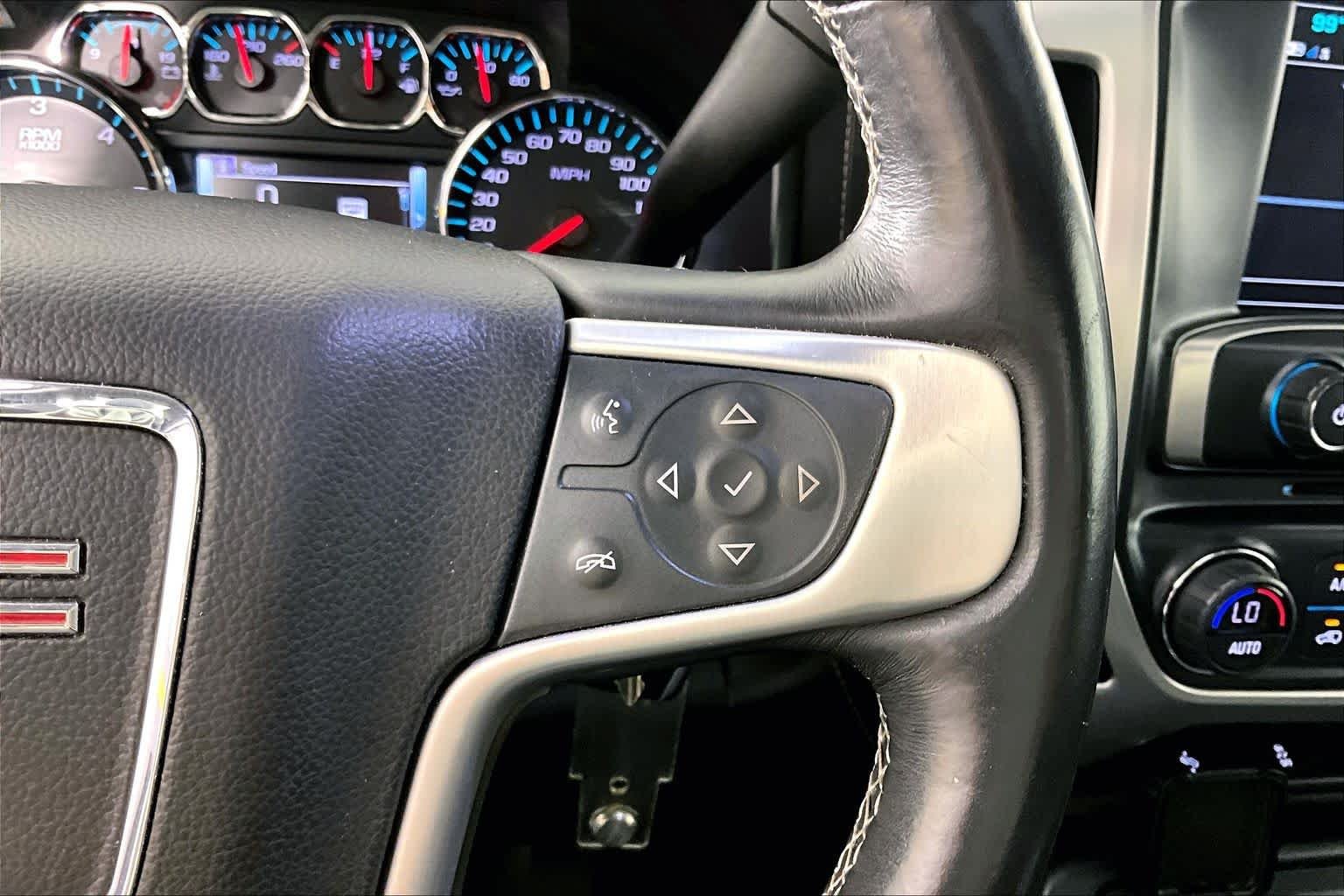 Used 2017 White Frost Tricoat GMC SLT image 24
