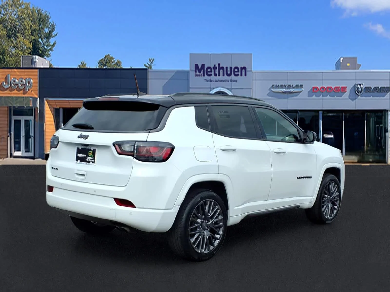 Used 2022 Bright White Clearcoat Jeep High Altitude image 3