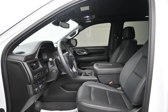 Used 2024 Summit White Chevrolet Z71 image 10
