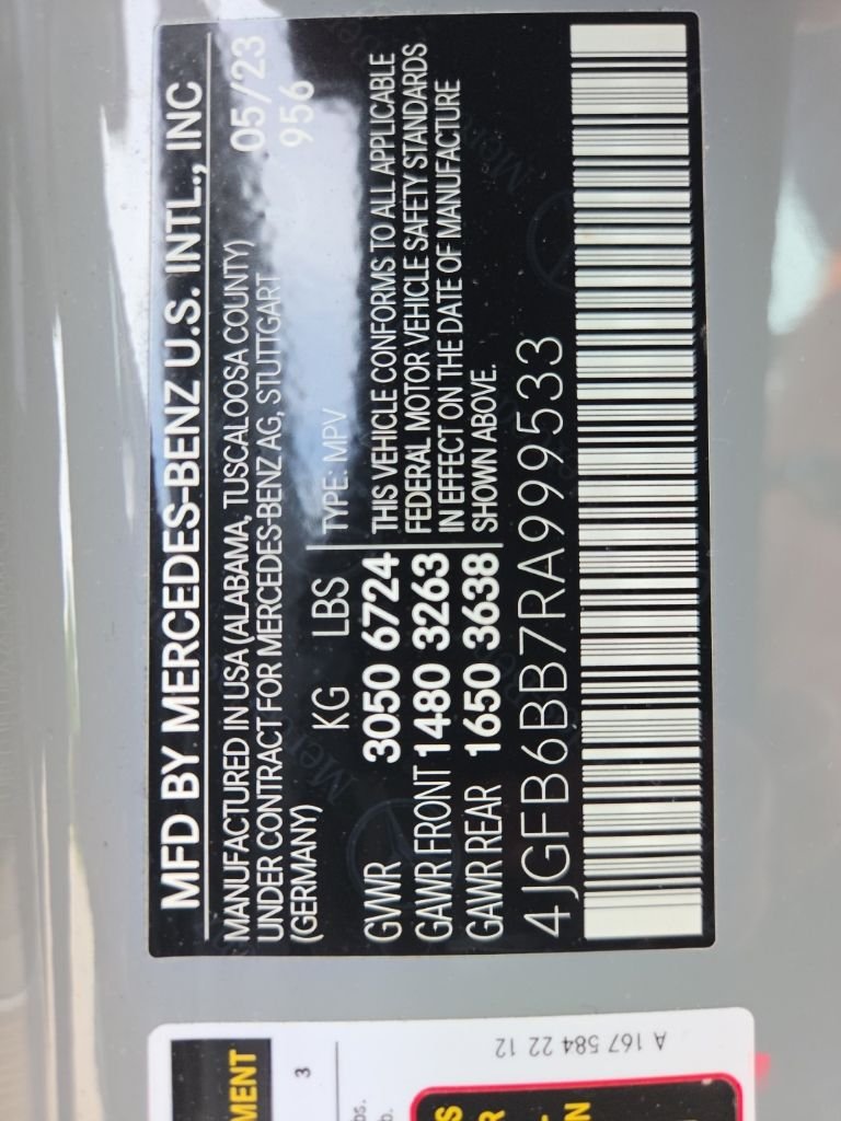 Certified Used 2024 MANUFAKTUR Alpine Gray Mercedes-Benz GLE 53 AMG® image 23