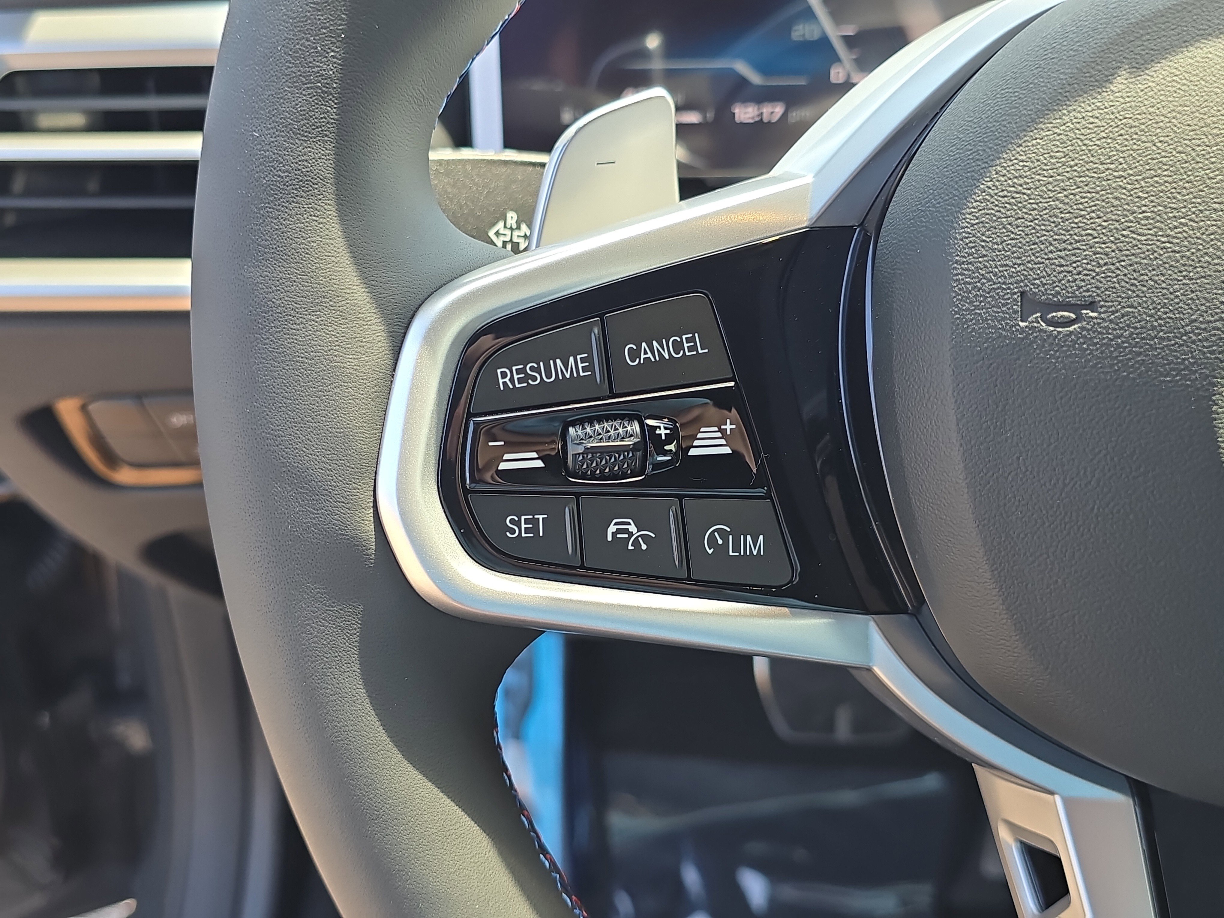 2026 BMW 4 Series M440i - Photo 28