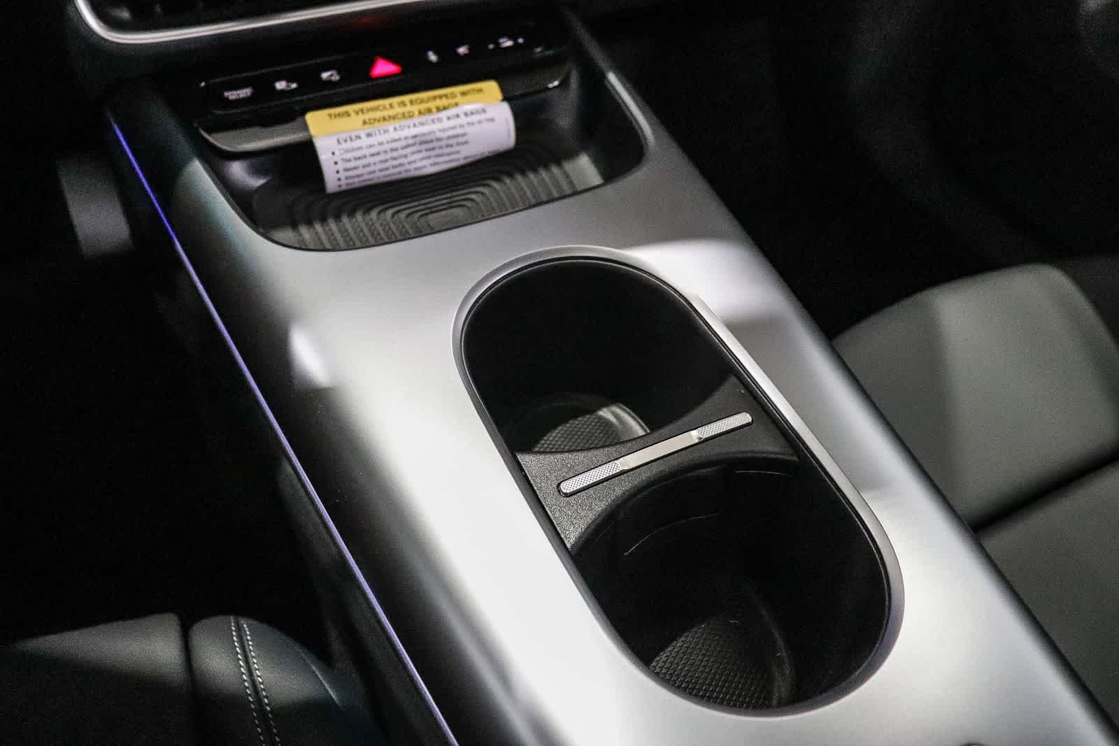 New 2027 MANUFAKTUR Alpine Grey Mercedes-Benz CLA 250+ Electric image 23