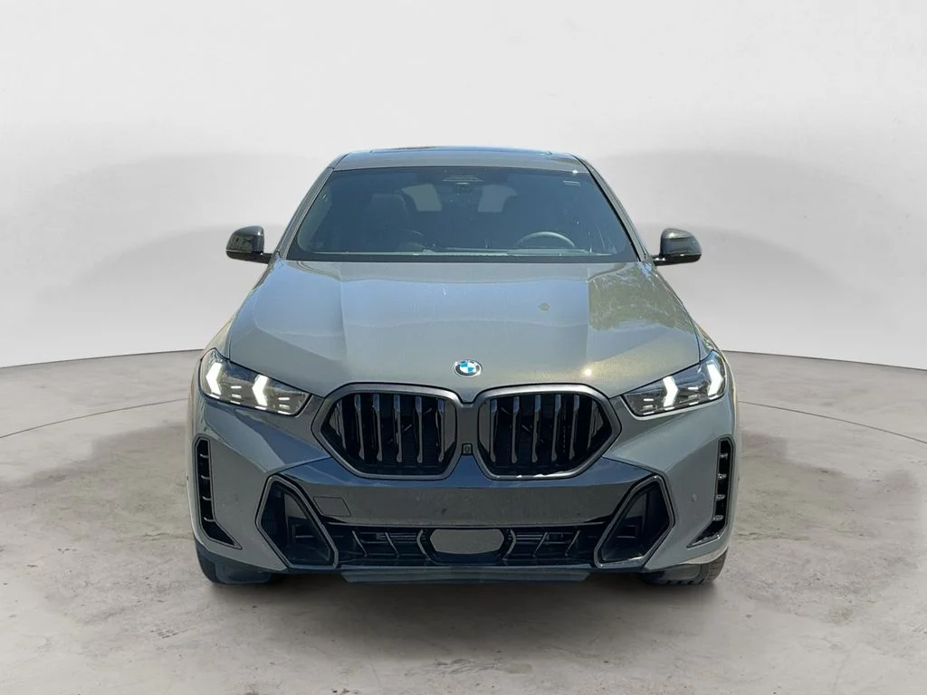 New 2026 Gray BMW xDrive40i image 2