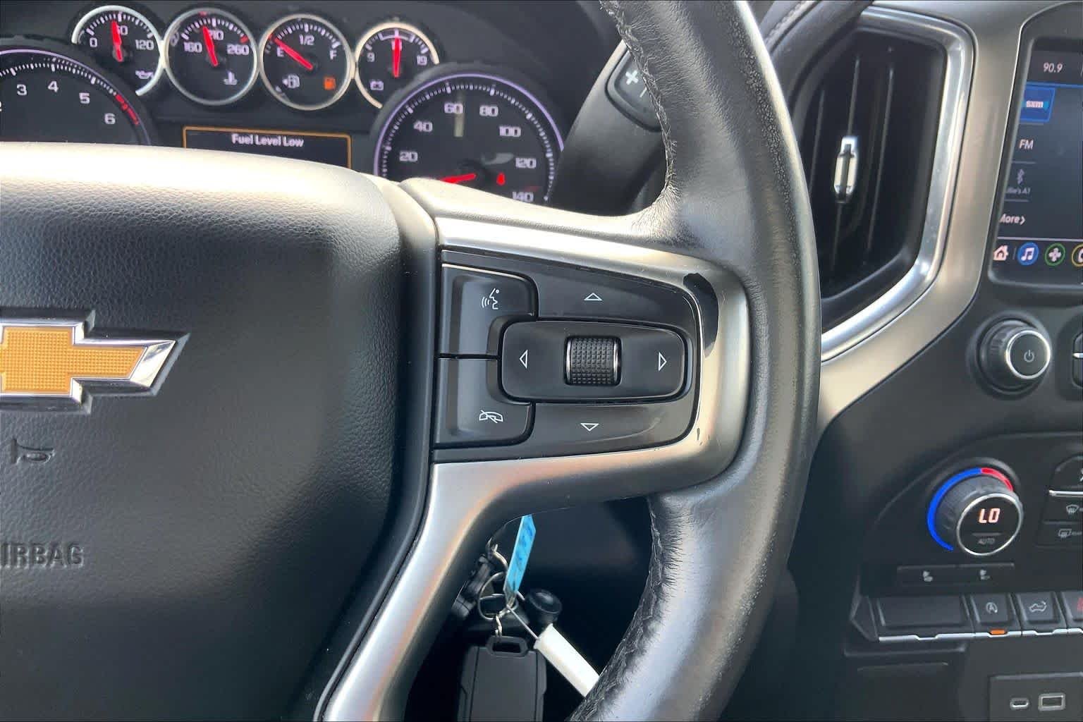 2021 Chevrolet Silverado 1500 LT - Photo 24