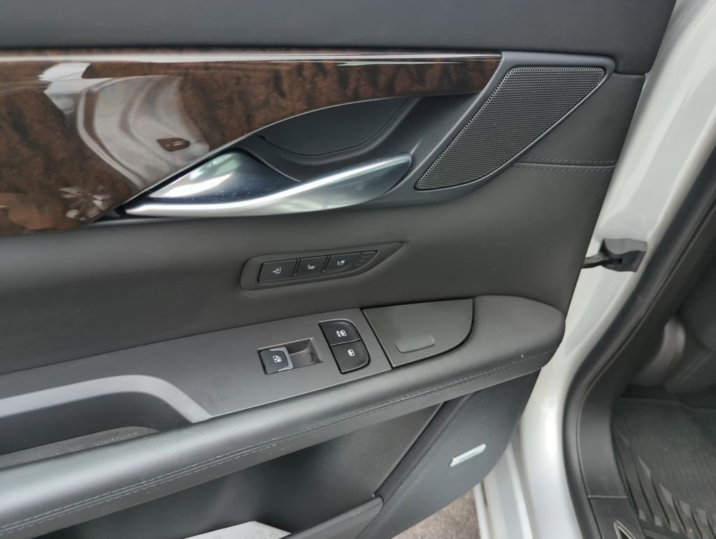 Used 2017 Silver Cadillac 3.0L Twin Turbo Platinum image 27