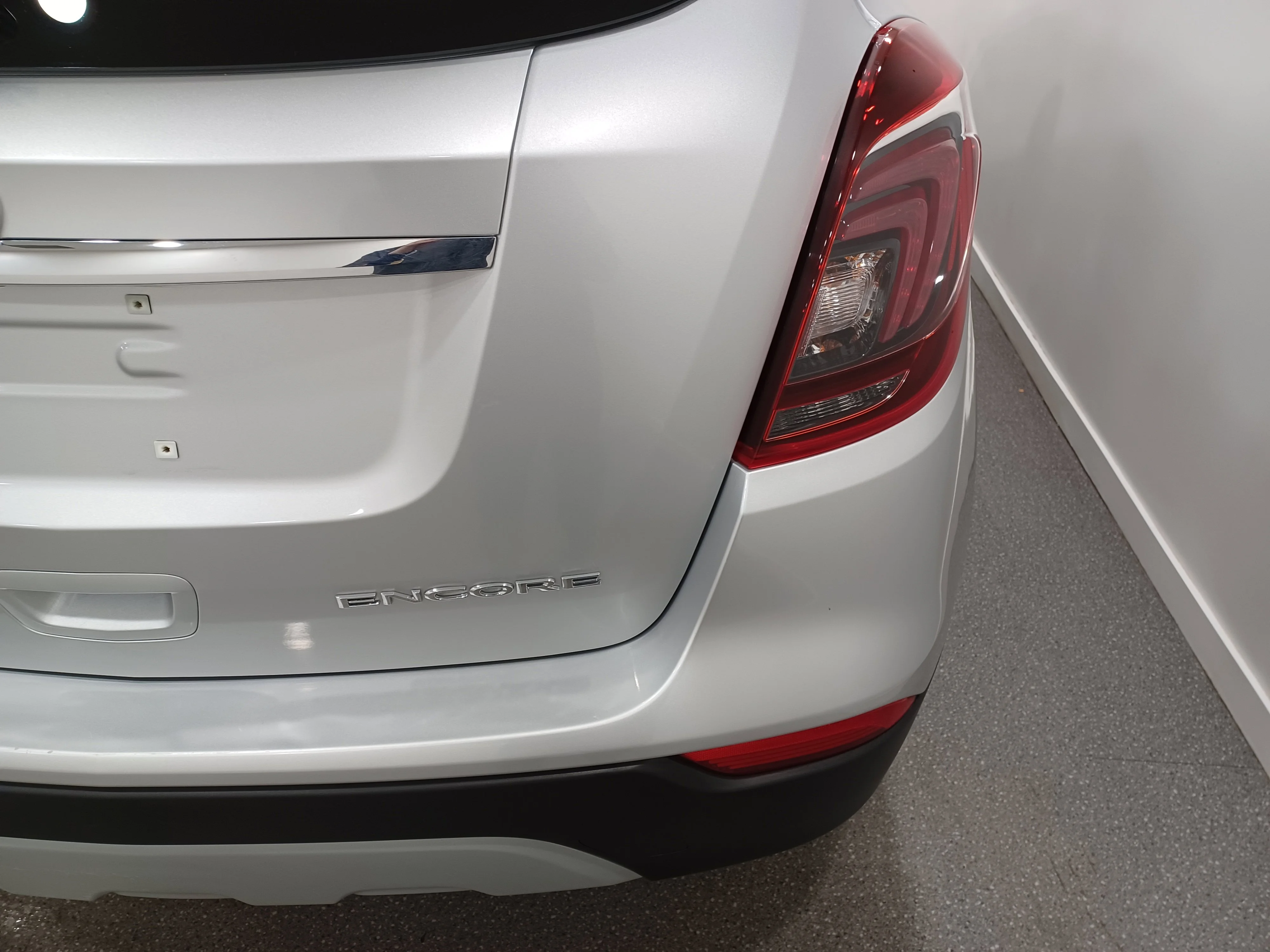 Certified Used 2021 Quicksilver Metallic Buick Preferred*Remote Start | Blind Spot Detection | Park Assist | Roof Rails image 21