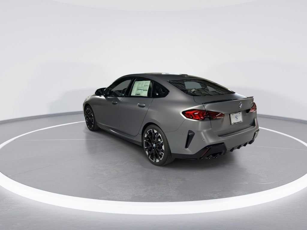 2025 BMW 2 Series M235 - Photo 6