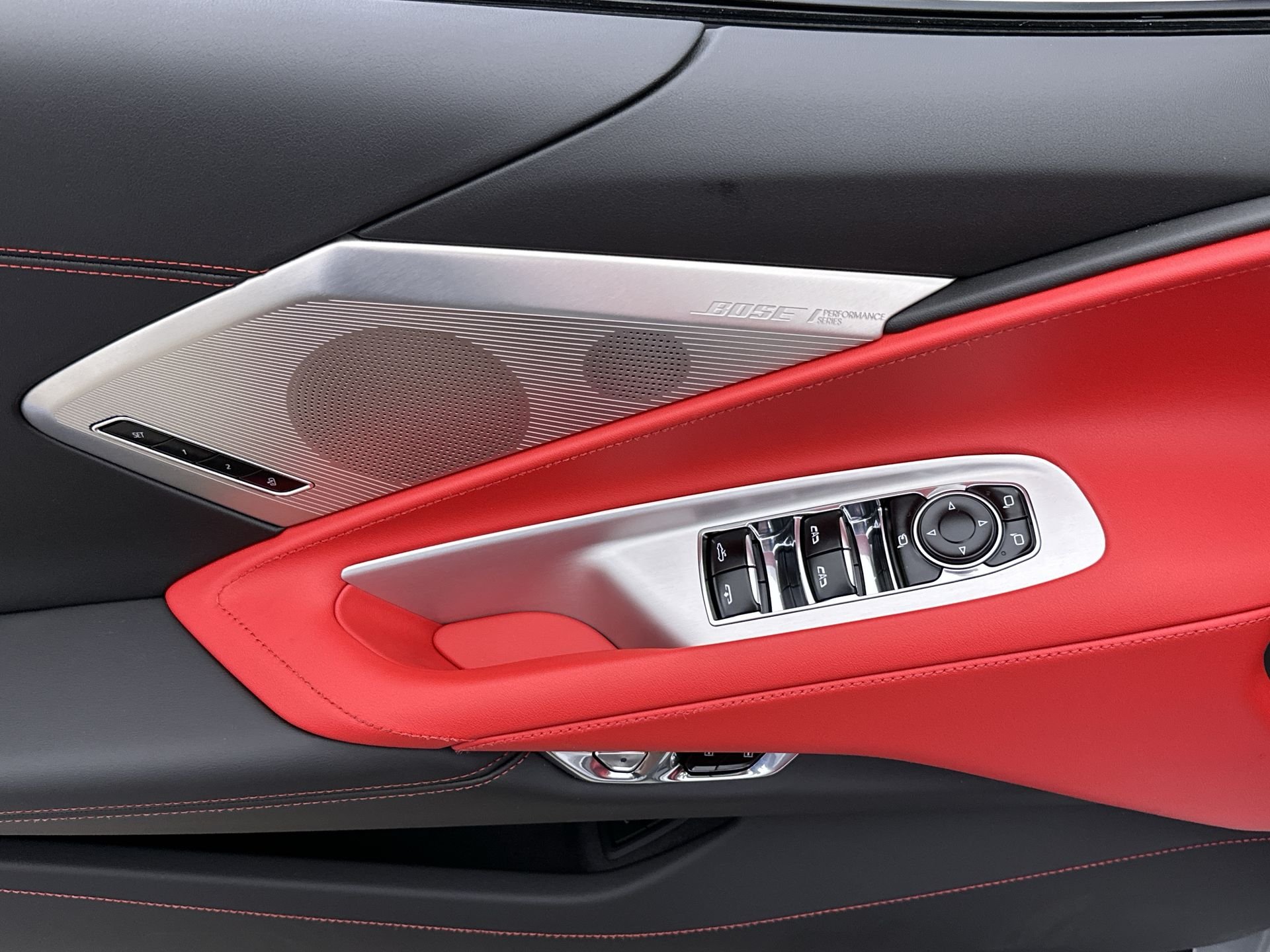 2027 Chevrolet Corvette 2LT - Photo 16