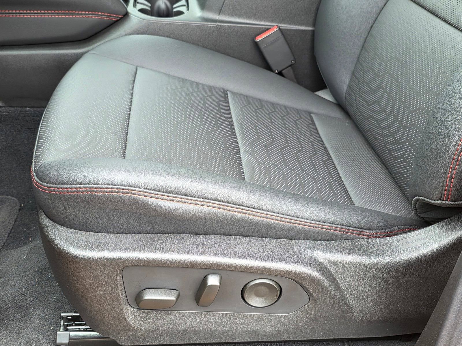 2025 Chevrolet Colorado Z71 - Photo 24