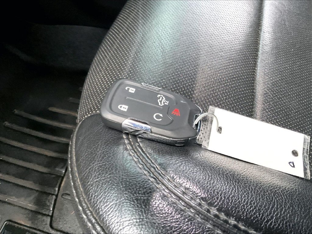 Used 2019 Gray GMC SLT image 30