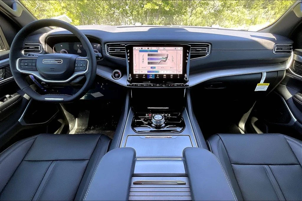 New 2026 Jeep Grand Wagoneer 4D Sport Utility