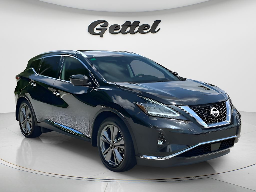 Used 2024 Black Nissan Platinum image 3