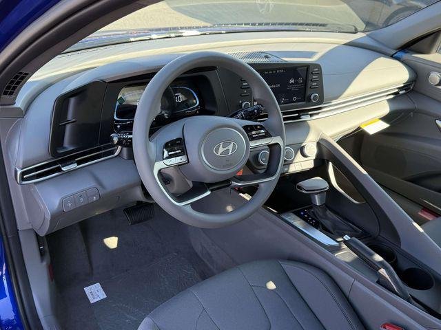 New 2026 Blue Hyundai SE image 2