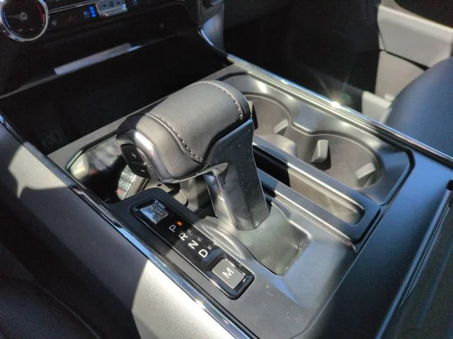 New 2026 Star White Metallic Tri-Coat Ford Lariat® image 18