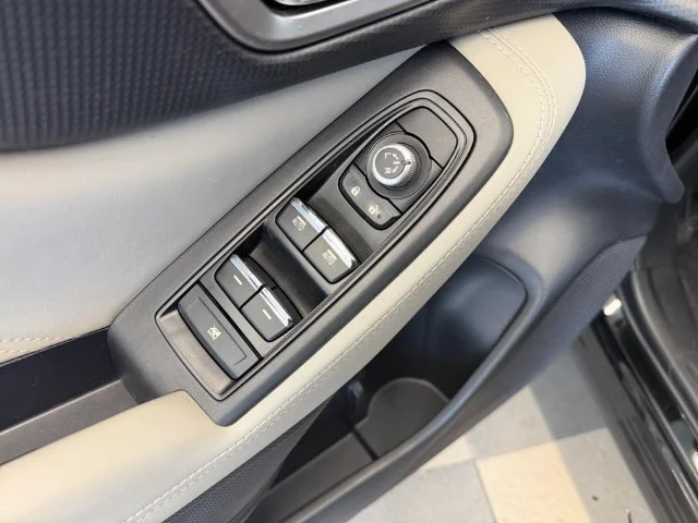 Used 2019 Black Subaru Limited image 29