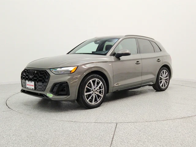 2023 Audi Q5 S line Premium Plus 55 TFSI e quattro