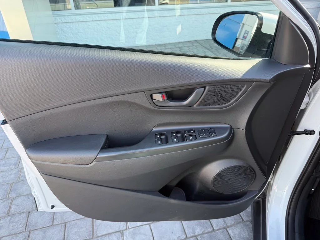 Used 2020 White Hyundai SEL image 31