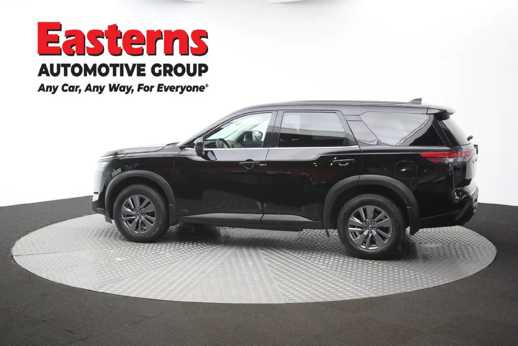 Used 2023 Black Nissan S image 63