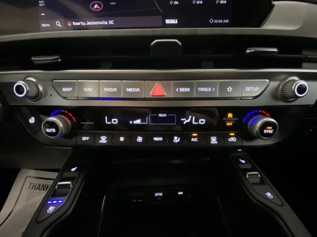 Used 2024 Black Kia EX image 19