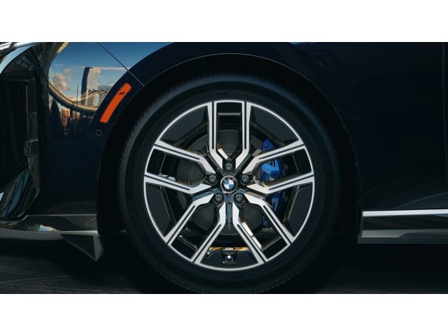 New 2027 Carbon Black Metallic BMW  image 7