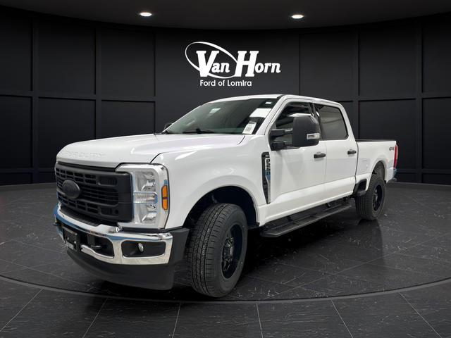 Used 2024 Oxford White Ford XLT image 3