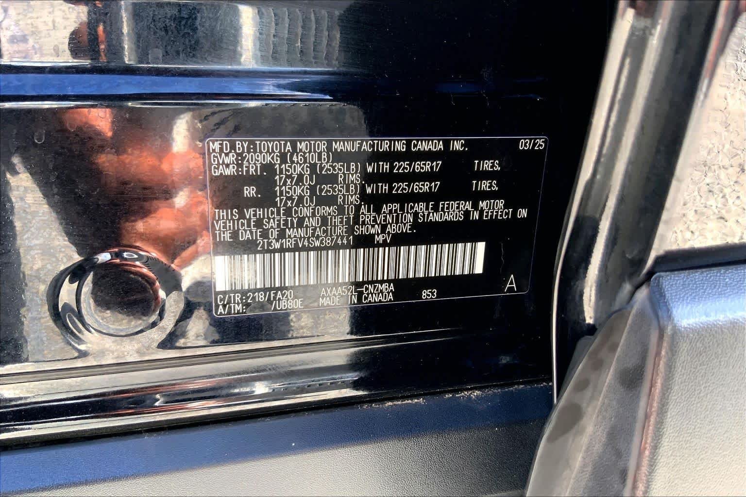 Used 2025 Midnight Black Metallic Toyota XLE image 36