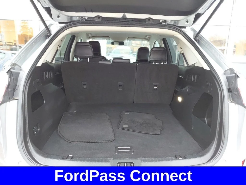 2023 Ford Edge SEL - Photo 16