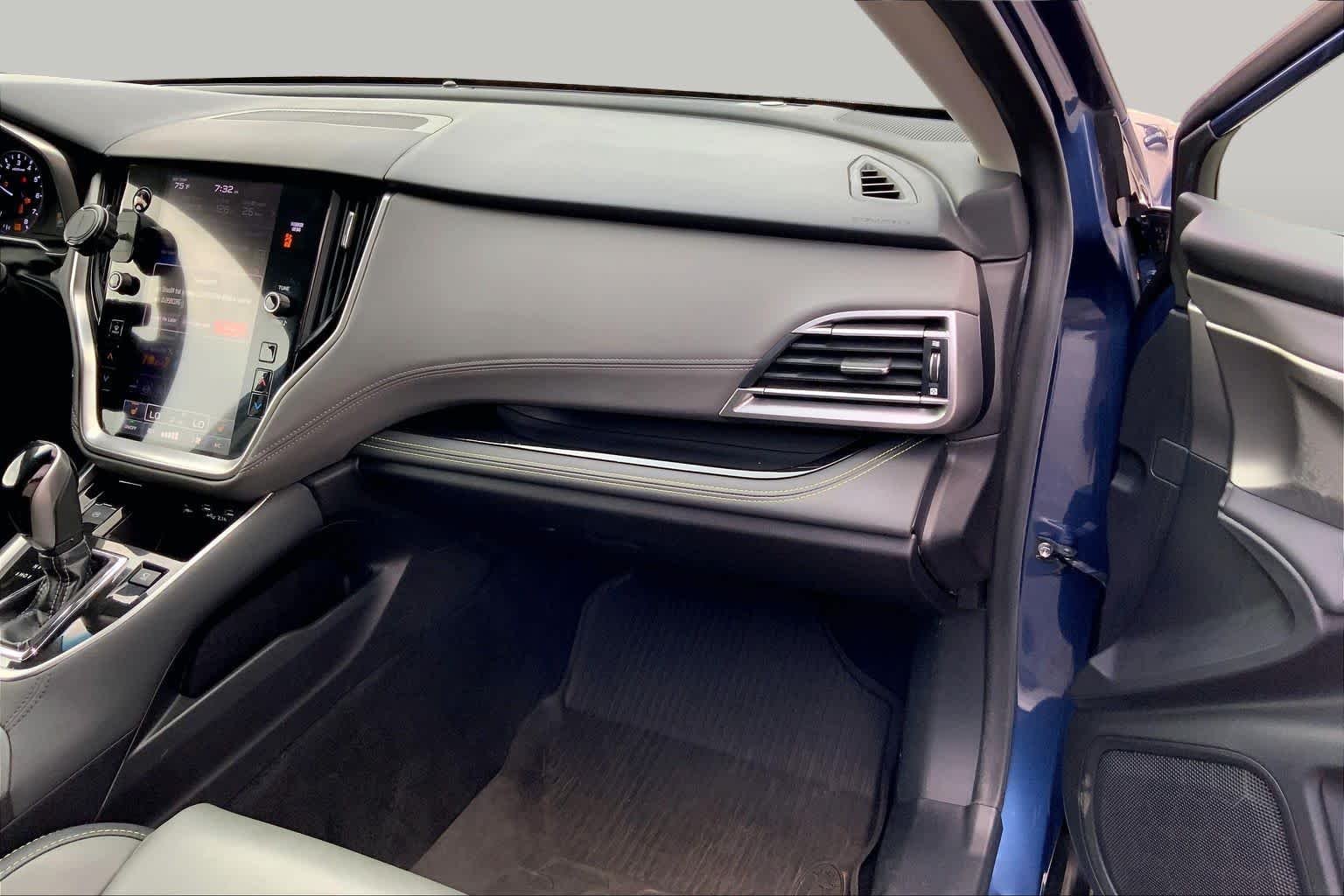 Used 2020 Abyss Blue Pearl Subaru Onyx Edition XT image 17